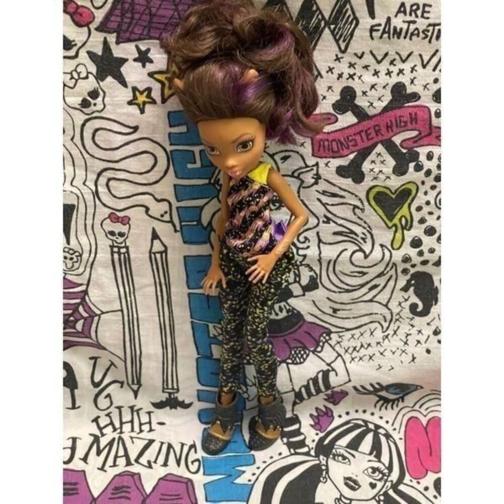 Monster high doll Clawdeen Wolf - Picture 7 of 7